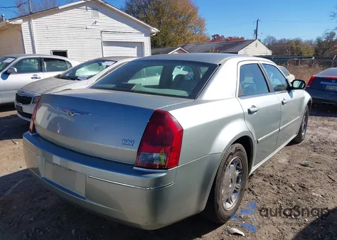 2006 Chrysler 300 Touring from USA, damaged, VIN 2C3KA53G06H164188